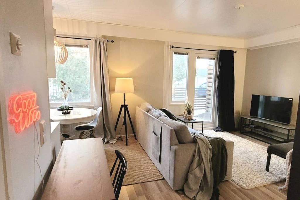 Modern Apartment With Free Parking & Sauna Ylojarvi Bagian luar foto